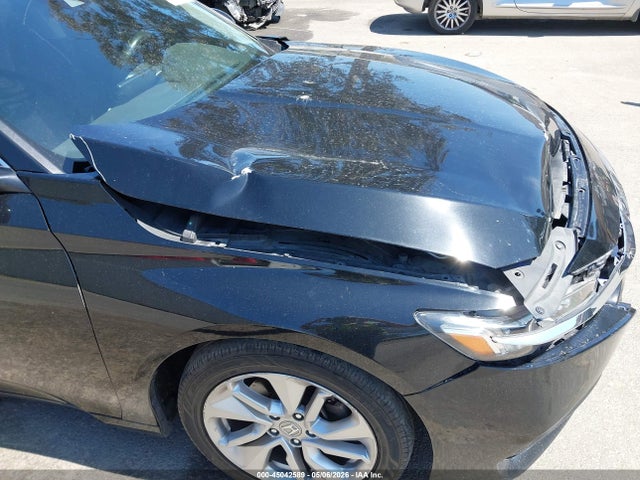 Honda ACCORD LX 2019 1HGCV1F17KA087253 Image 17