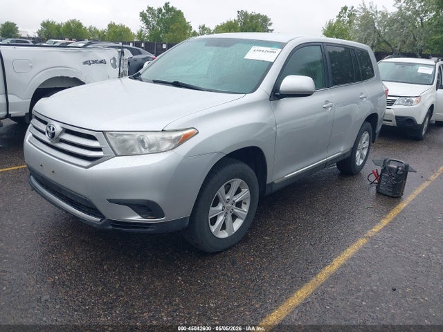Продаж на аукціоні авто 2012 Toyota Highlander Base V6, vin: 5TDBK3EH5CS122051, номер лоту: 45042600