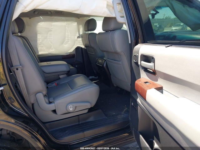 2015 Toyota Sequoia Platinum 5.7l V8 მანქანა იყიდება აუქციონზე, vin: 5TDDW5G15FS112360, აუქციონის ნომერი: 45042607