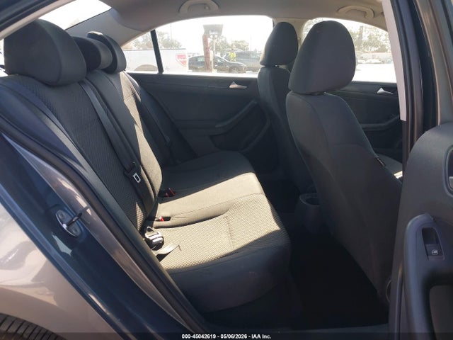 Продажа на аукционе авто 2012 Volkswagen Jetta 2.0l S, vin: 3VW2K7AJ5CM389042, номер лота: 45042619