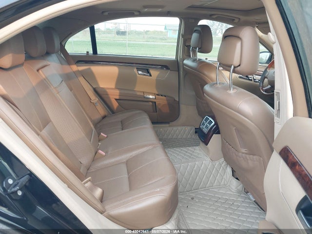 2009 Mercedes-benz S 550 მანქანა იყიდება აუქციონზე, vin: WDDNG71X09A281221, აუქციონის ნომერი: 45042641