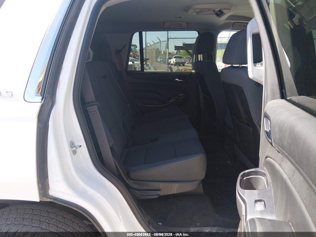 2015 Chevrolet Tahoe Ls მანქანა იყიდება აუქციონზე, vin: 1GNSKAEC9FR673151, აუქციონის ნომერი: 45042663