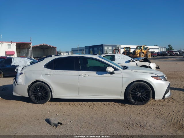 Aukcja sprzedaży 2022 Toyota Camry Xse Hybrid, vin: 4T1K31AK2NU590901, numer aukcji: 45042670