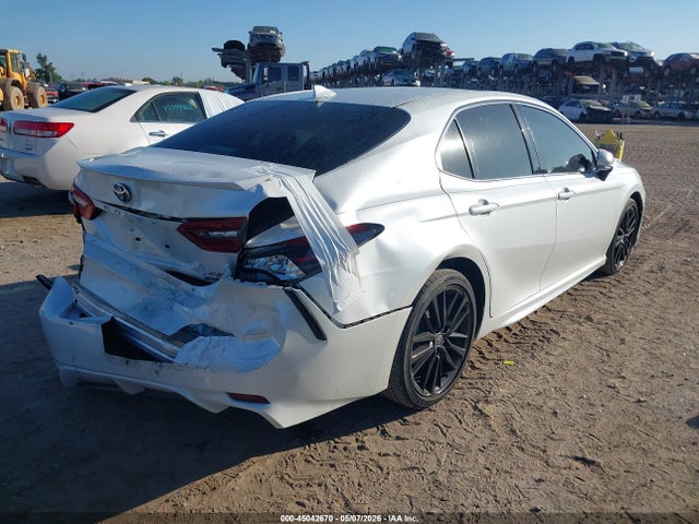 Aukcja sprzedaży 2022 Toyota Camry Xse Hybrid, vin: 4T1K31AK2NU590901, numer aukcji: 45042670