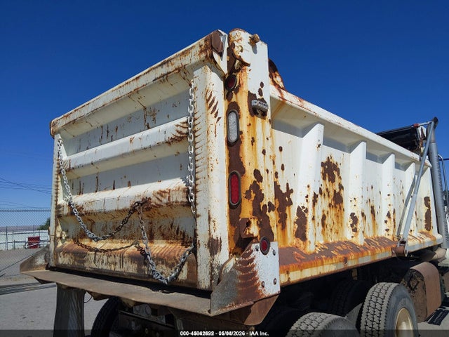 Продаж на аукціоні авто 2011 Freightliner M2 112v Heavy Duty, vin: 1FVHC7DV9BHBA6141, номер лоту: 45042692