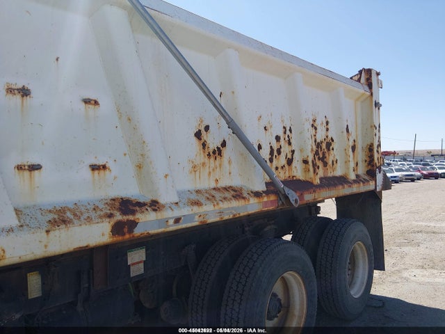 Продаж на аукціоні авто 2011 Freightliner M2 112v Heavy Duty, vin: 1FVHC7DV9BHBA6141, номер лоту: 45042692
