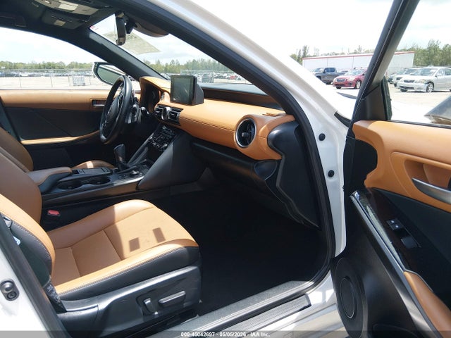 2021 Lexus Is 300 მანქანა იყიდება აუქციონზე, vin: JTHAA1D25M5114733, აუქციონის ნომერი: 45042697