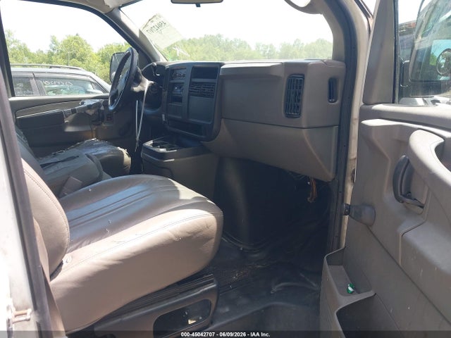 Продажа на аукционе авто 2005 Gmc Savana Standard, vin: 1GTEG15X151104673, номер лота: 45042707