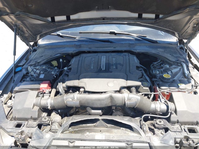 45042708 :رقم المزاد ، SAJAD4BV3HA956167 vin ، 2017 Jaguar Xe 35t Premium مزاد بيع