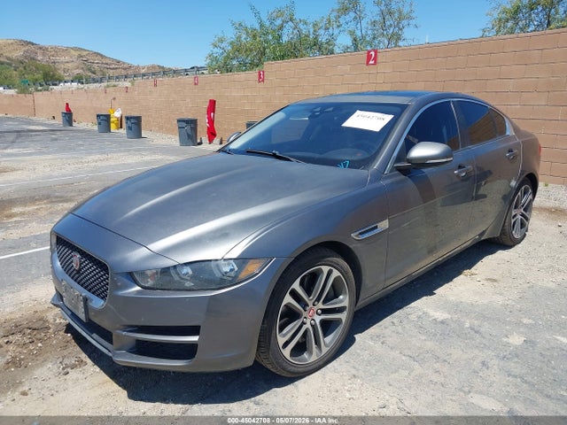 45042708 :رقم المزاد ، SAJAD4BV3HA956167 vin ، 2017 Jaguar Xe 35t Premium مزاد بيع