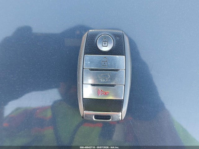 KNDJX3A5XG7324568 KIA Soul !