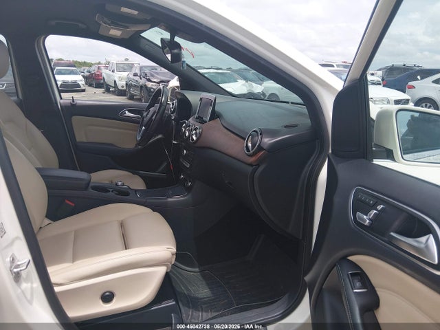 WDDVP9AB0HJ013221 Mercedes-Benz B 250e