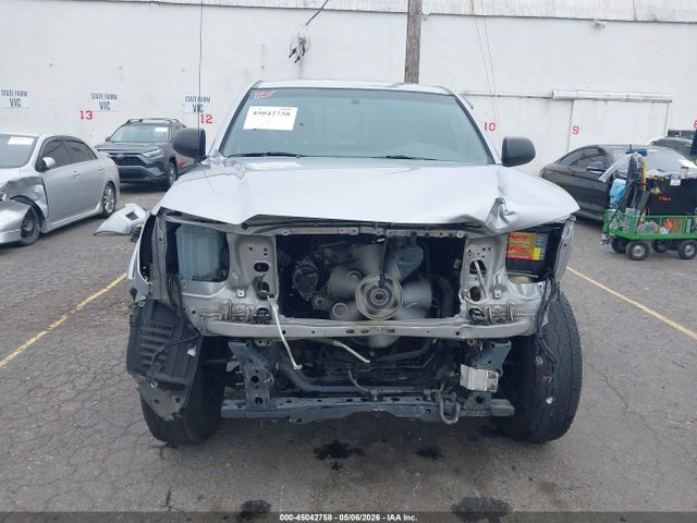 2015 Toyota Tacoma Prerunner მანქანა იყიდება აუქციონზე, vin: 5TFTX4GN3FX050313, აუქციონის ნომერი: 45042758