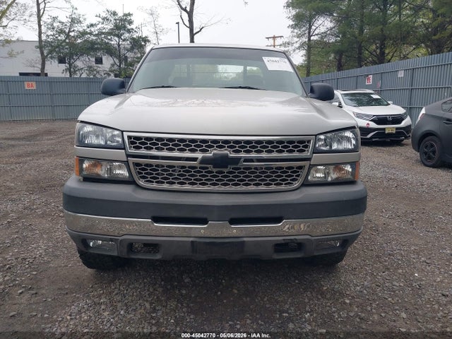 2004 Chevrolet Silverado 2500hd მანქანა იყიდება აუქციონზე, vin: 1GCHK23U34F189351, აუქციონის ნომერი: 45042770