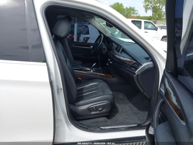 45042771 :رقم المزاد ، 5UXKR0C52F0P07159 vin ، 2015 Bmw X5 Xdrive35i مزاد بيع