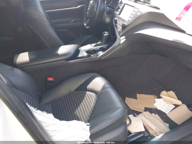 4T1B11HK9KU818688 Toyota CAMRY SE