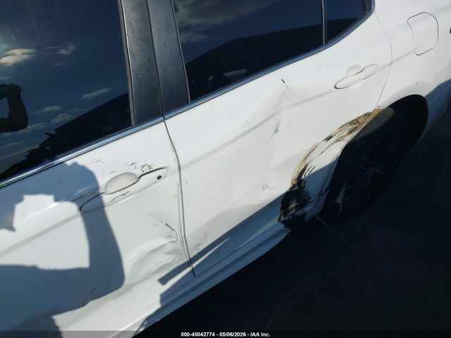 4T1B11HK9KU818688 Toyota CAMRY SE