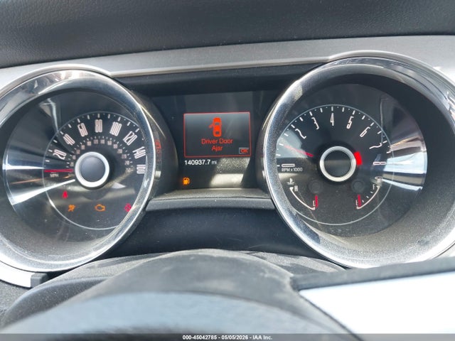 Продажа на аукционе авто 2014 Ford Mustang V6 Premium, vin: 1ZVBP8AM0E5280708, номер лота: 45042785