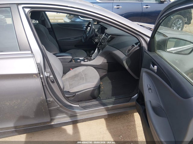 45042795 :رقم المزاد ، 5NPEB4AC0DH790893 vin ، 2013 Hyundai Sonata Gls مزاد بيع
