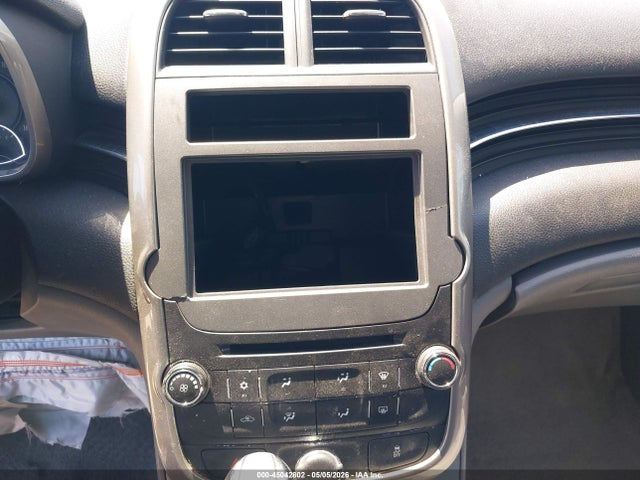 2015 Chevrolet Malibu Ls მანქანა იყიდება აუქციონზე, vin: 1G11B5SL9FF149928, აუქციონის ნომერი: 45042802