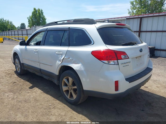 4S4BRBCC5E3210501 Subaru Outback 2.5i Premium