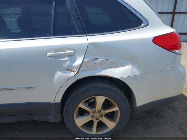 4S4BRBCC5E3210501 Subaru Outback 2.5i Premium