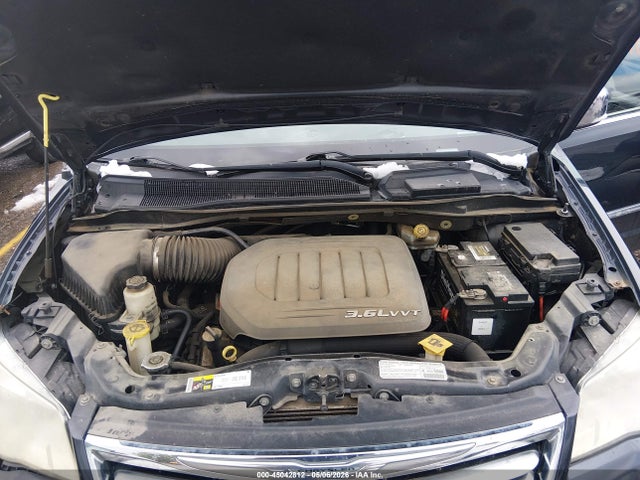 Продаж на аукціоні авто 2013 Chrysler Town & Country Touring-l, vin: 2C4RC1CG3DR734219, номер лоту: 45042812