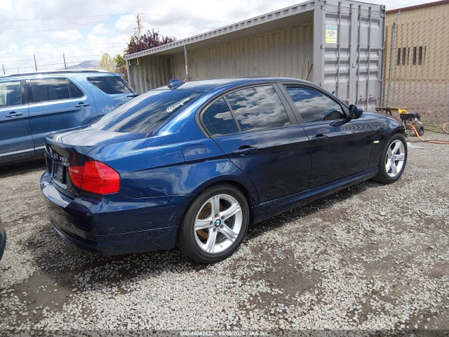 45042822 :رقم المزاد ، WBAPH7C5XBE852656 vin ، 2011 Bmw 328i مزاد بيع