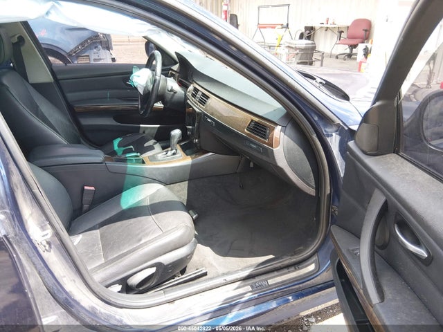 45042822 :رقم المزاد ، WBAPH7C5XBE852656 vin ، 2011 Bmw 328i مزاد بيع