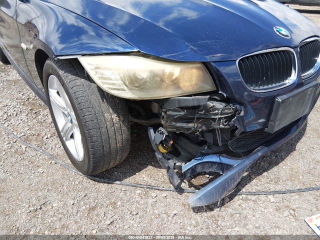 45042822 :رقم المزاد ، WBAPH7C5XBE852656 vin ، 2011 Bmw 328i مزاد بيع
