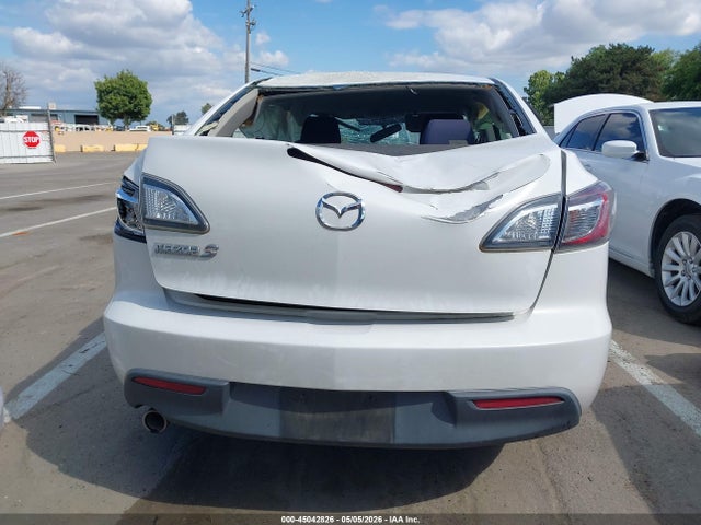 45042826 :رقم المزاد ، JM1BL1VG7B1431640 vin ، 2011 Mazda Mazda3 I Touring مزاد بيع
