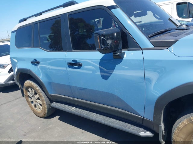 Продажа на аукционе авто 2024 Toyota Land Cruiser, vin: JTEABFAJ0RK005639, номер лота: 45042831
