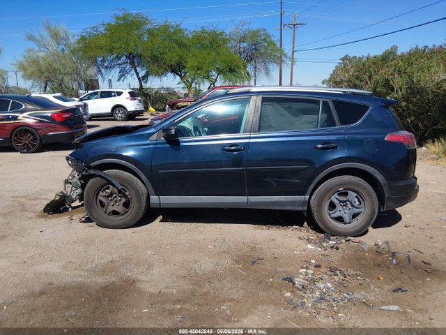 Toyota RAV4 LE 2017 2T3ZFREV0HW368507 Image 13