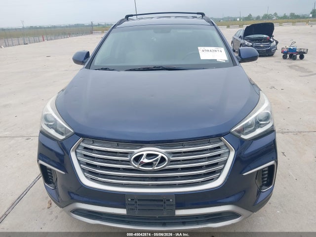 Продажа на аукционе авто 2017 Hyundai Santa Fe Se, vin: KM8SM4HF1HU242745, номер лота: 45042874