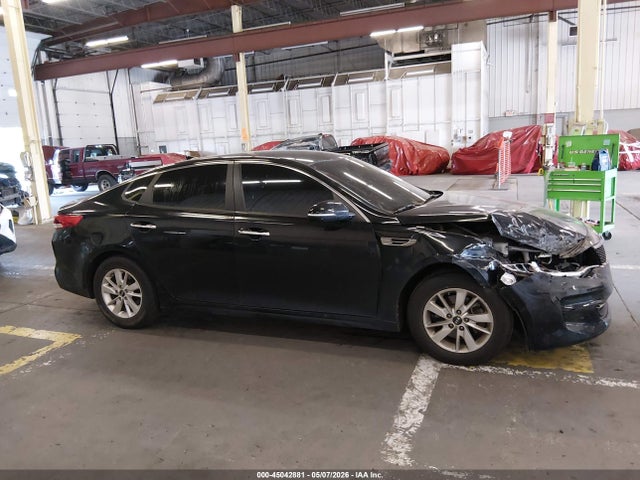 KIA Optima Lx 2018 5XXGT4L35JG235089 Image 13