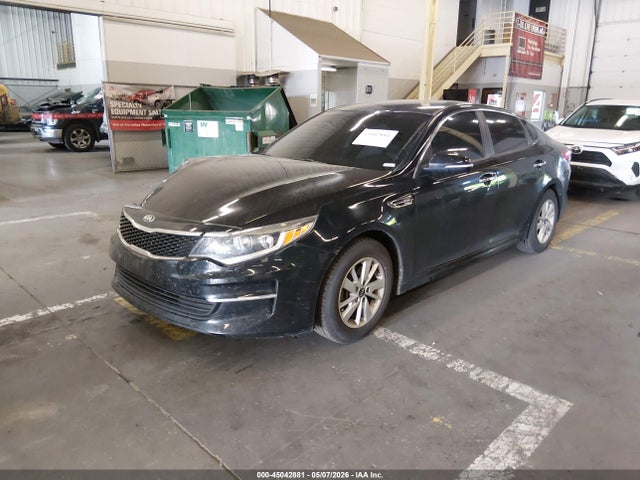 KIA Optima Lx 2018 5XXGT4L35JG235089 Image 2