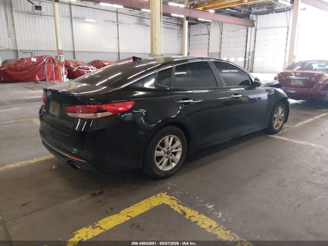 KIA Optima Lx 2018 5XXGT4L35JG235089 Image 4