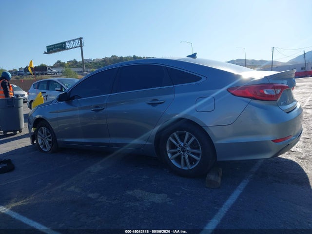 Hyundai Sonata 2017 5NPE24AF3HH580689 Image 14