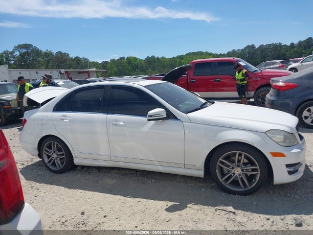45042926 :رقم المزاد ، WDDGF4HB8EA911808 vin ، 2014 Mercedes-benz C 250 Sport مزاد بيع