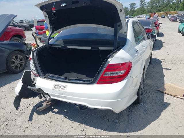 45042926 :رقم المزاد ، WDDGF4HB8EA911808 vin ، 2014 Mercedes-benz C 250 Sport مزاد بيع