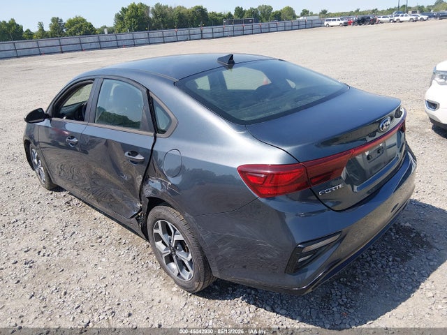 2021 Kia Forte Lxs მანქანა იყიდება აუქციონზე, vin: 3KPF24AD1ME326965, აუქციონის ნომერი: 45042930