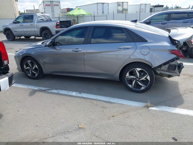 KMHLS4AG7PU522942 Hyundai ELANTRA SEL