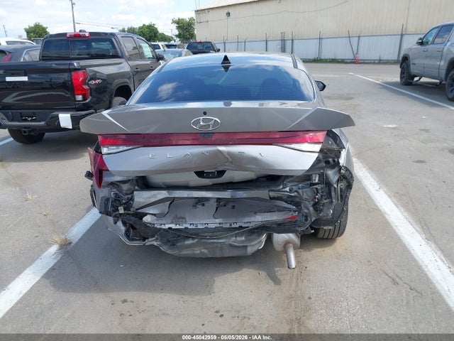 KMHLS4AG7PU522942 Hyundai ELANTRA SEL