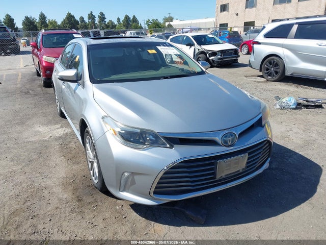 45042966 :رقم المزاد ، 4T1BD1EB0JU059729 vin ، 2018 Toyota Avalon Hybrid Limited مزاد بيع