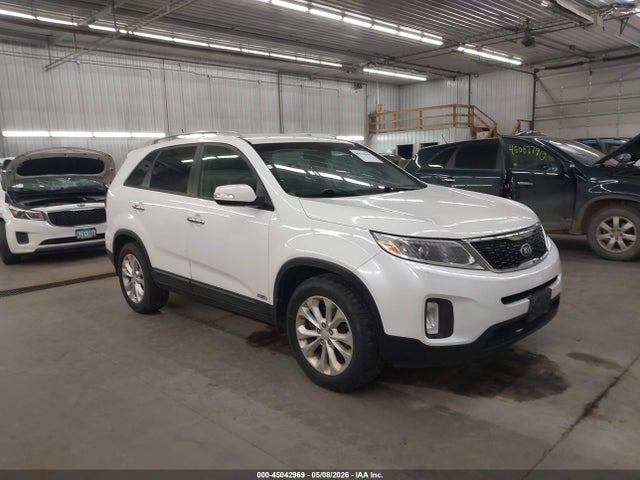 45042969 :رقم المزاد ، 5XYKUDA7XFG595149 vin ، 2015 Kia Sorento Ex V6 مزاد بيع