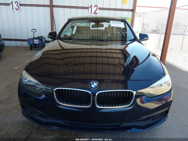 Aukcja sprzedaży 2017 Bmw 320i, vin: WBA8E1G51HNU13956, numer aukcji: 45042971