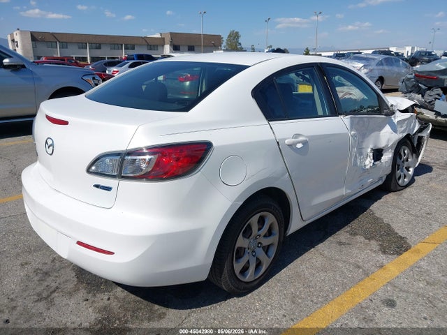 Продаж на аукціоні авто 2013 Mazda Mazda3 I Sport, vin: JM1BL1U79D1777998, номер лоту: 45042980