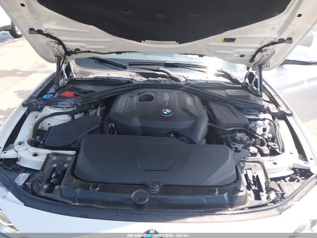 2017 Bmw 330i Xdrive მანქანა იყიდება აუქციონზე, vin: WBA8D9G50HNU61174, აუქციონის ნომერი: 45043058