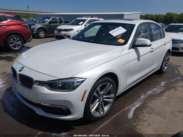 2017 Bmw 330i Xdrive მანქანა იყიდება აუქციონზე, vin: WBA8D9G50HNU61174, აუქციონის ნომერი: 45043058