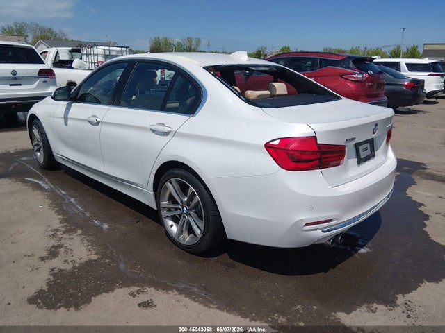 2017 Bmw 330i Xdrive მანქანა იყიდება აუქციონზე, vin: WBA8D9G50HNU61174, აუქციონის ნომერი: 45043058